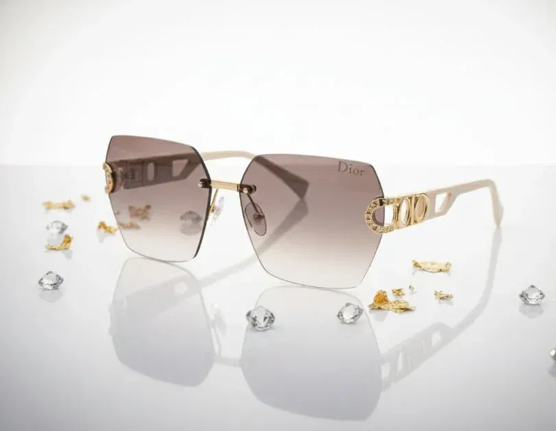 Christian Dior Sunglass UV400. BO-33