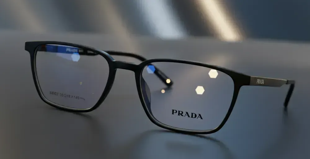Black Prada TV-12