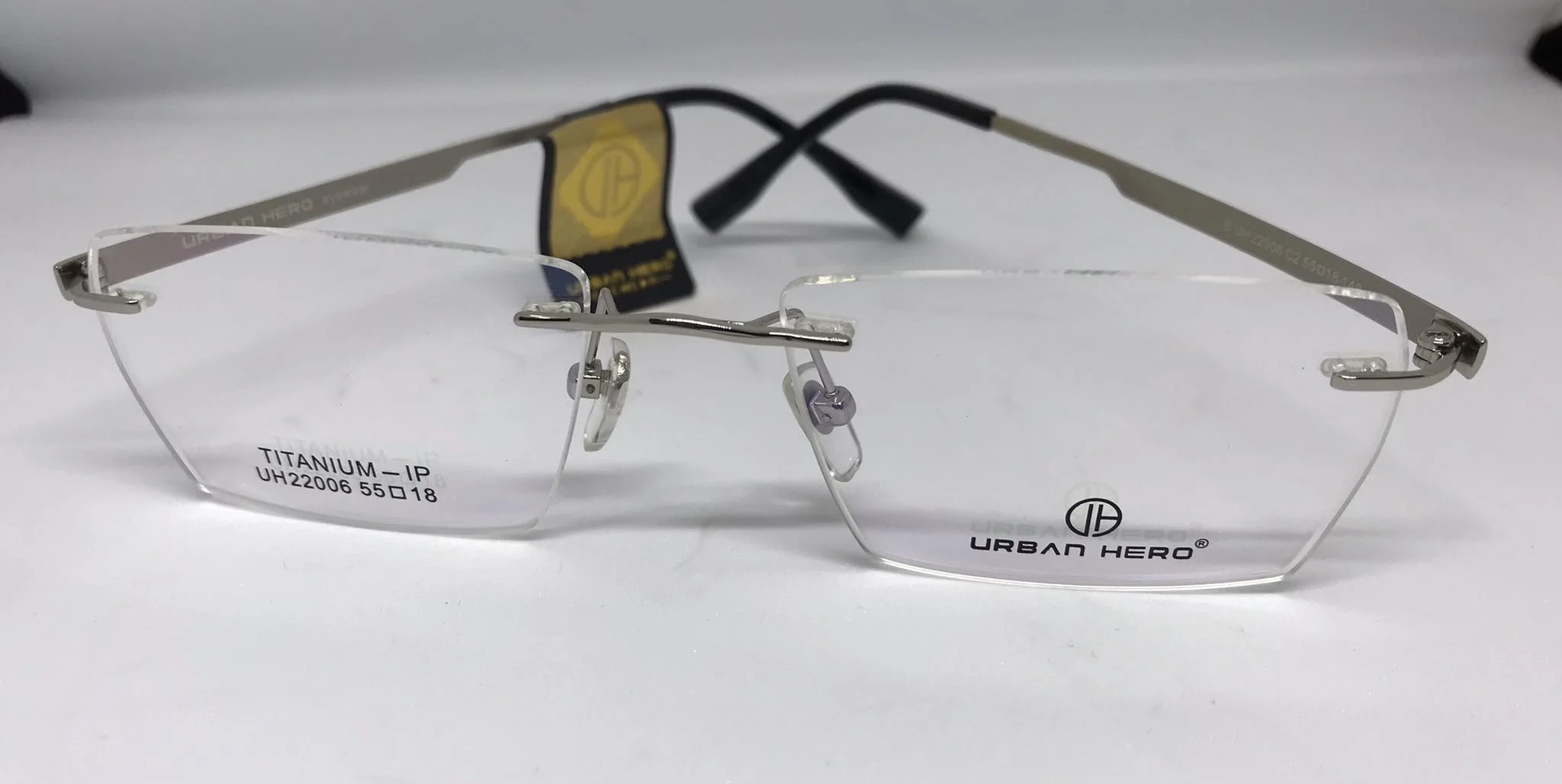 Urban Hero Titanium Rimless IM-4 gallery image